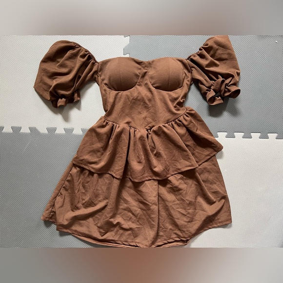 Padded fairy dress (backless )(short sleeves ) - Picture 8 of 9